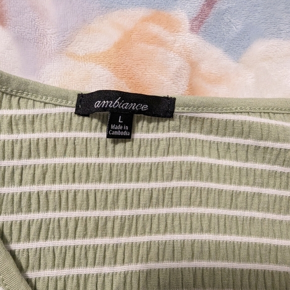 5/$20🩵 Ambiance Girl's Half Shirt - Picture 3 of 7